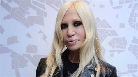 Donatella Versace, chi è e cosa fa la (bellissima) figlia